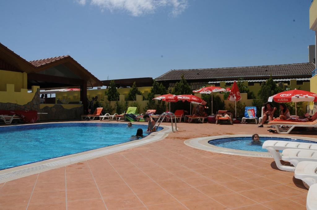 Sun Flower Apart Hotel Сиде Екстериор снимка